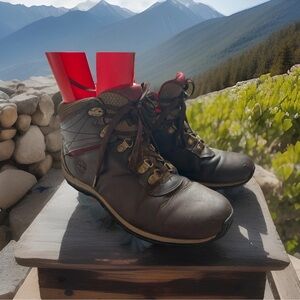 Women’s Timberland Norwood Mid WP Hiking boots Leather Sz 10